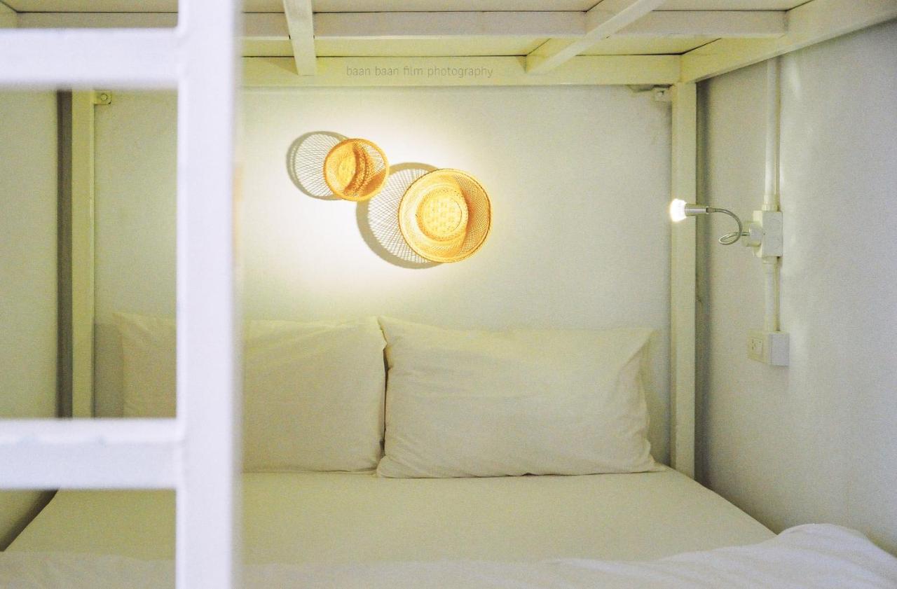 Baan Baan Hostel - Sha Plus Phuket Eksteriør billede