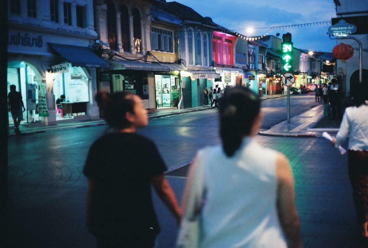 Baan Baan Hostel - Sha Plus Phuket Eksteriør billede